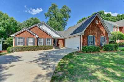 Home For Sale in Sugar Hill, Georgia