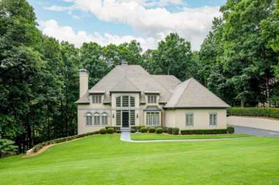 Home For Sale in Sandy Springs, Georgia