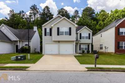 Home For Sale in Ellenwood, Georgia