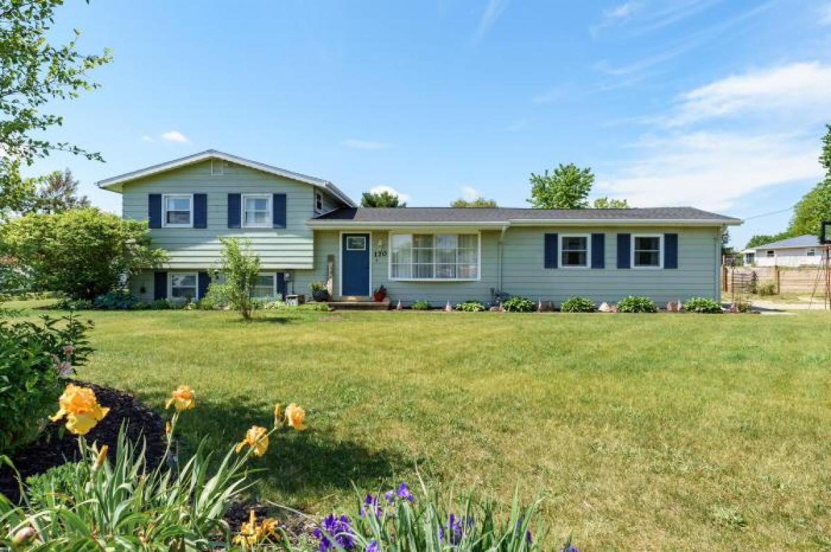 Picture of Home For Sale in Battle Creek, Michigan, United States