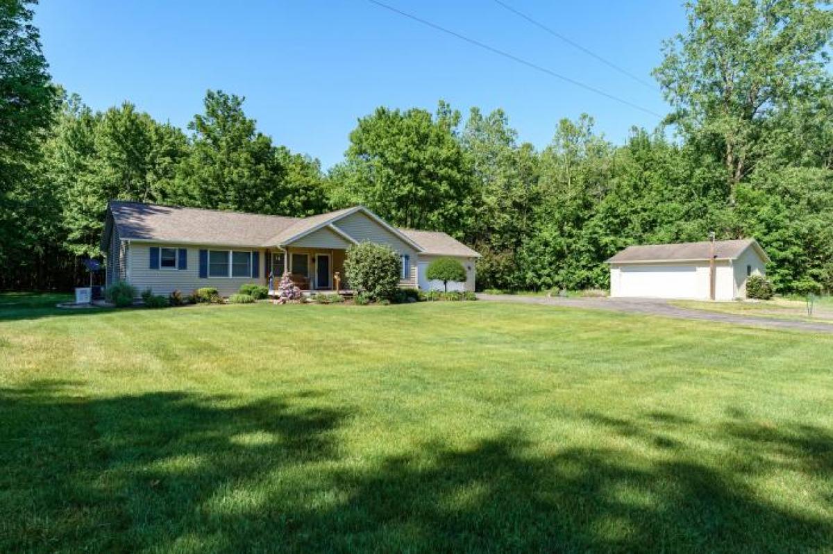 Picture of Home For Sale in Otsego, Michigan, United States