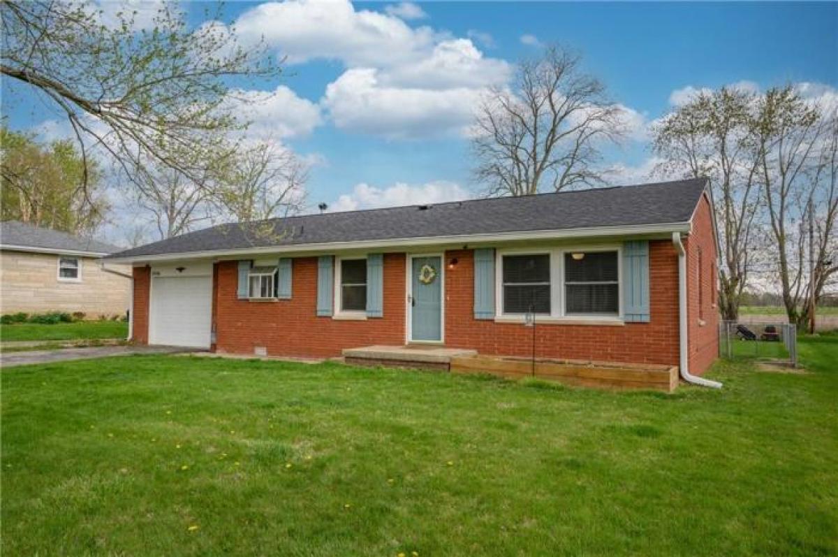 Picture of Home For Sale in Columbus, Indiana, United States