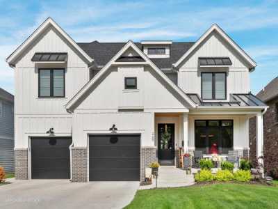 Home For Sale in Elmhurst, Illinois