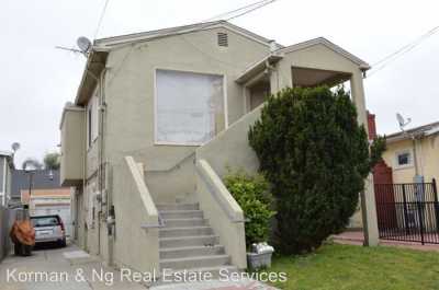 Apartment For Rent in 