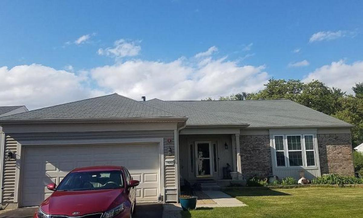 Picture of Home For Sale in Huntley, Illinois, United States