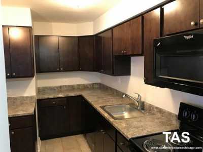 Condo For Rent in Evanston, Illinois