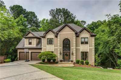 Home For Sale in Roswell, Georgia