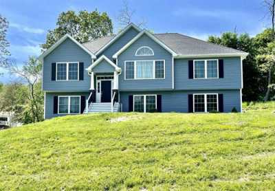 Home For Sale in Poughkeepsie, New York