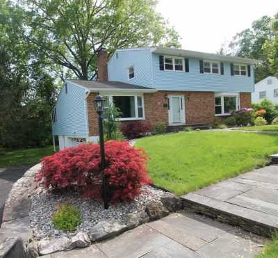 Home For Sale in Poughkeepsie, New York