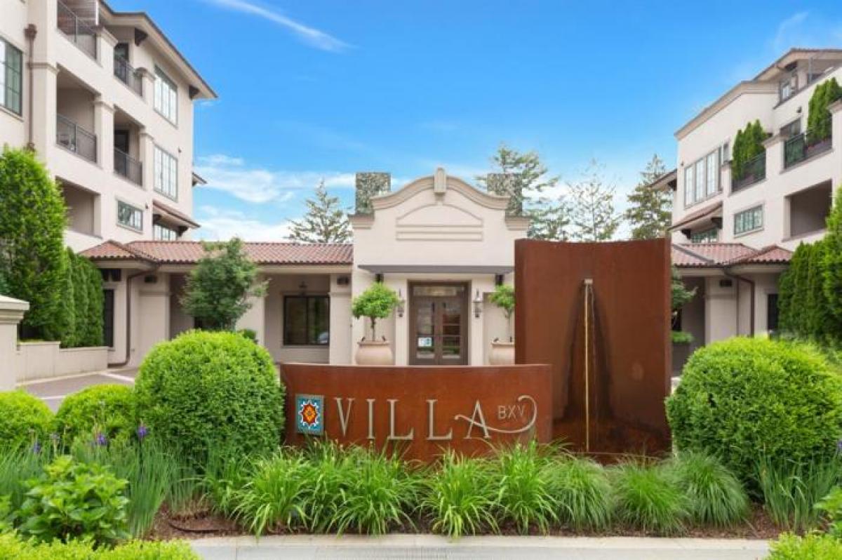 Picture of Home For Sale in Bronxville, New York, United States