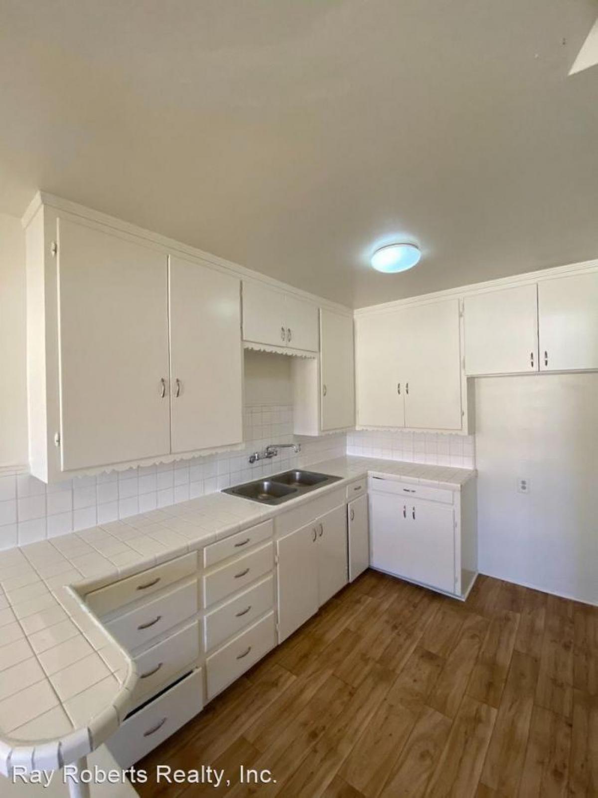 Picture of Apartment For Rent in Maywood, California, United States