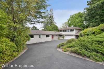Home For Rent in Menlo Park, California