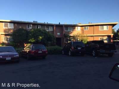Apartment For Rent in Redwood City, California