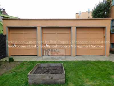 Apartment For Rent in 