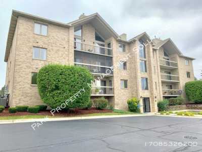 Condo For Rent in Orland Park, Illinois
