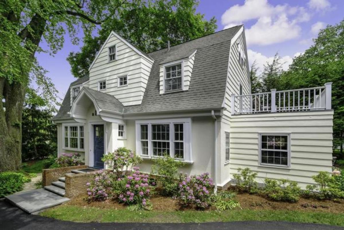 Picture of Home For Sale in Scarsdale, New York, United States