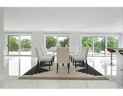 Apartment For Rent in 