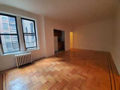 Apartment For Rent in 