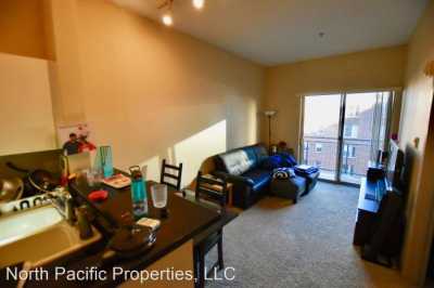 Home For Rent in Seattle, Washington