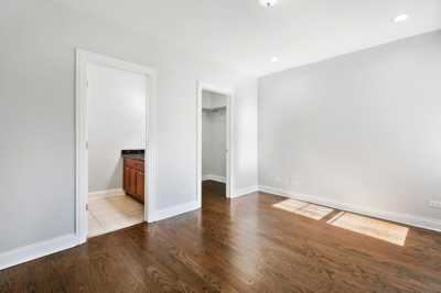 Condo For Rent in Chicago, Illinois