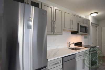 Condo For Rent in Chicago, Illinois