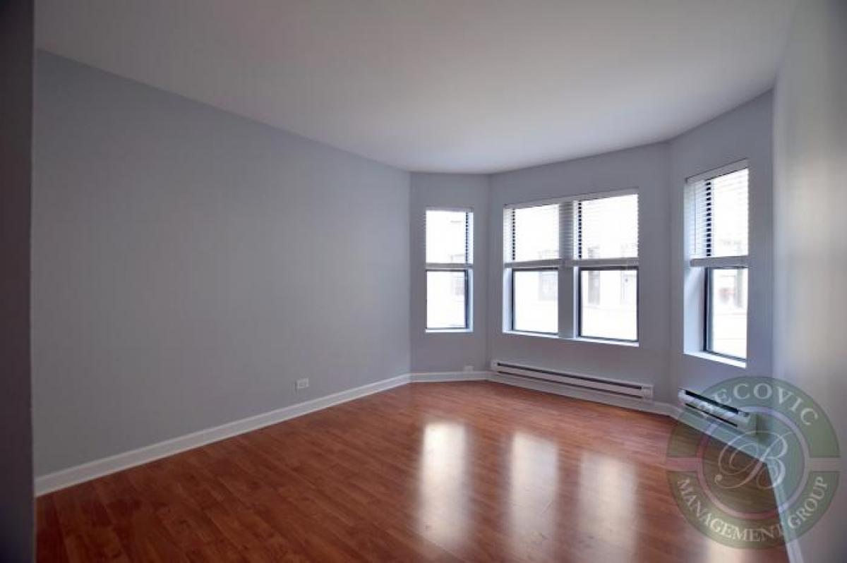 Picture of Condo For Rent in Chicago, Illinois, United States