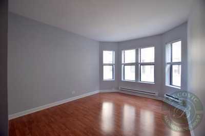 Condo For Rent in Chicago, Illinois