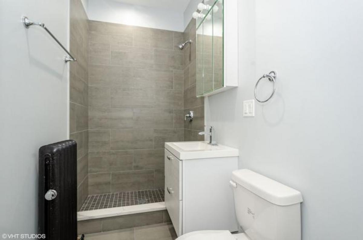 Picture of Condo For Rent in Chicago, Illinois, United States