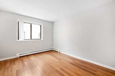 Condo For Rent in Chicago, Illinois
