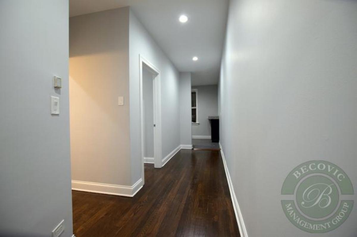 Picture of Condo For Rent in Chicago, Illinois, United States