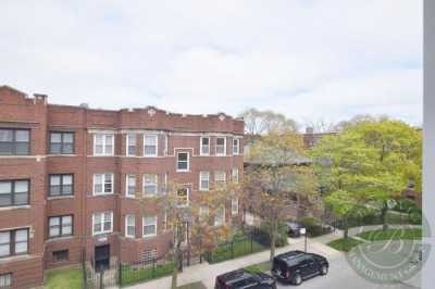 Condo For Rent in Chicago, Illinois