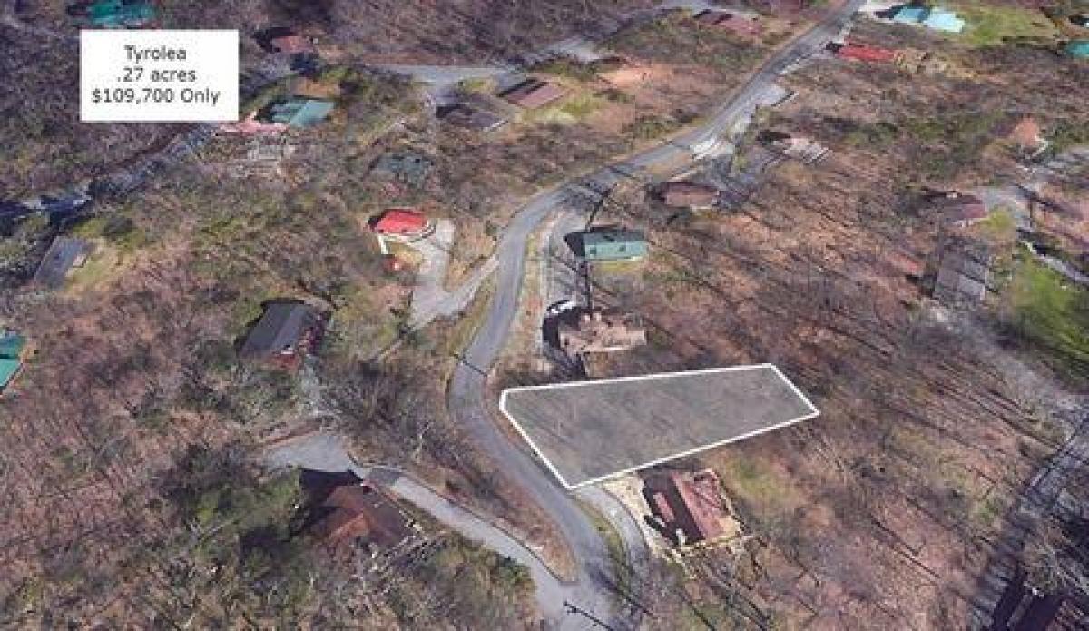 Picture of Residential Land For Sale in Gatlinburg, Tennessee, United States