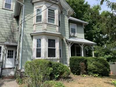 Apartment For Rent in 