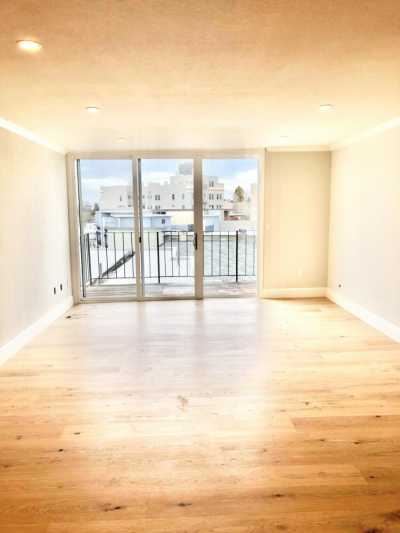 Apartment For Rent in