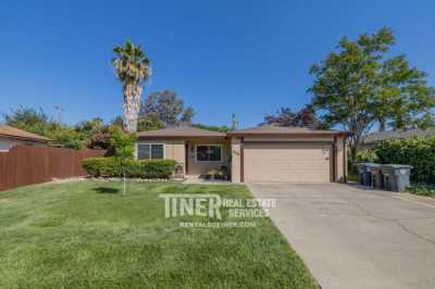 Home For Rent in Citrus Heights, California