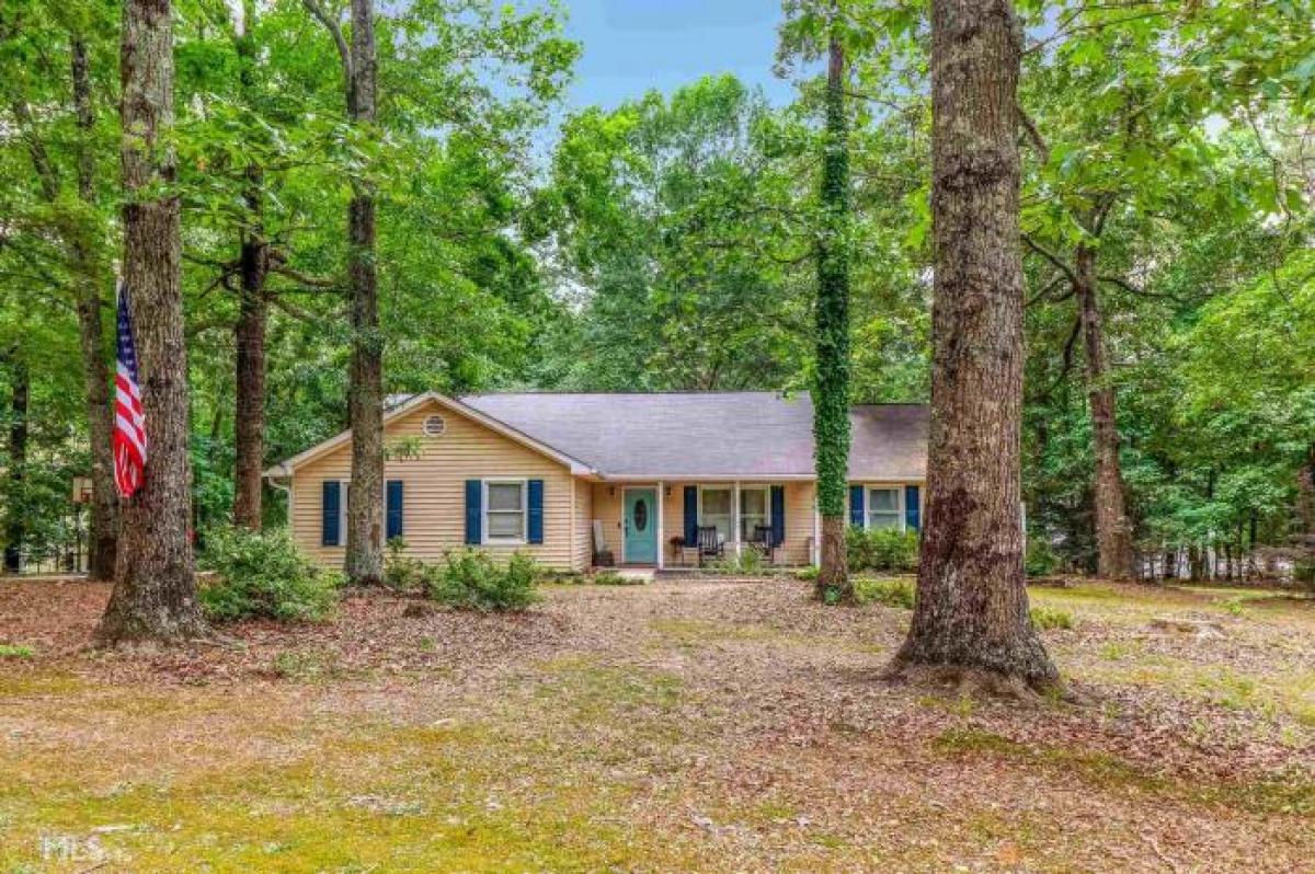 Picture of Home For Sale in Newnan, Georgia, United States