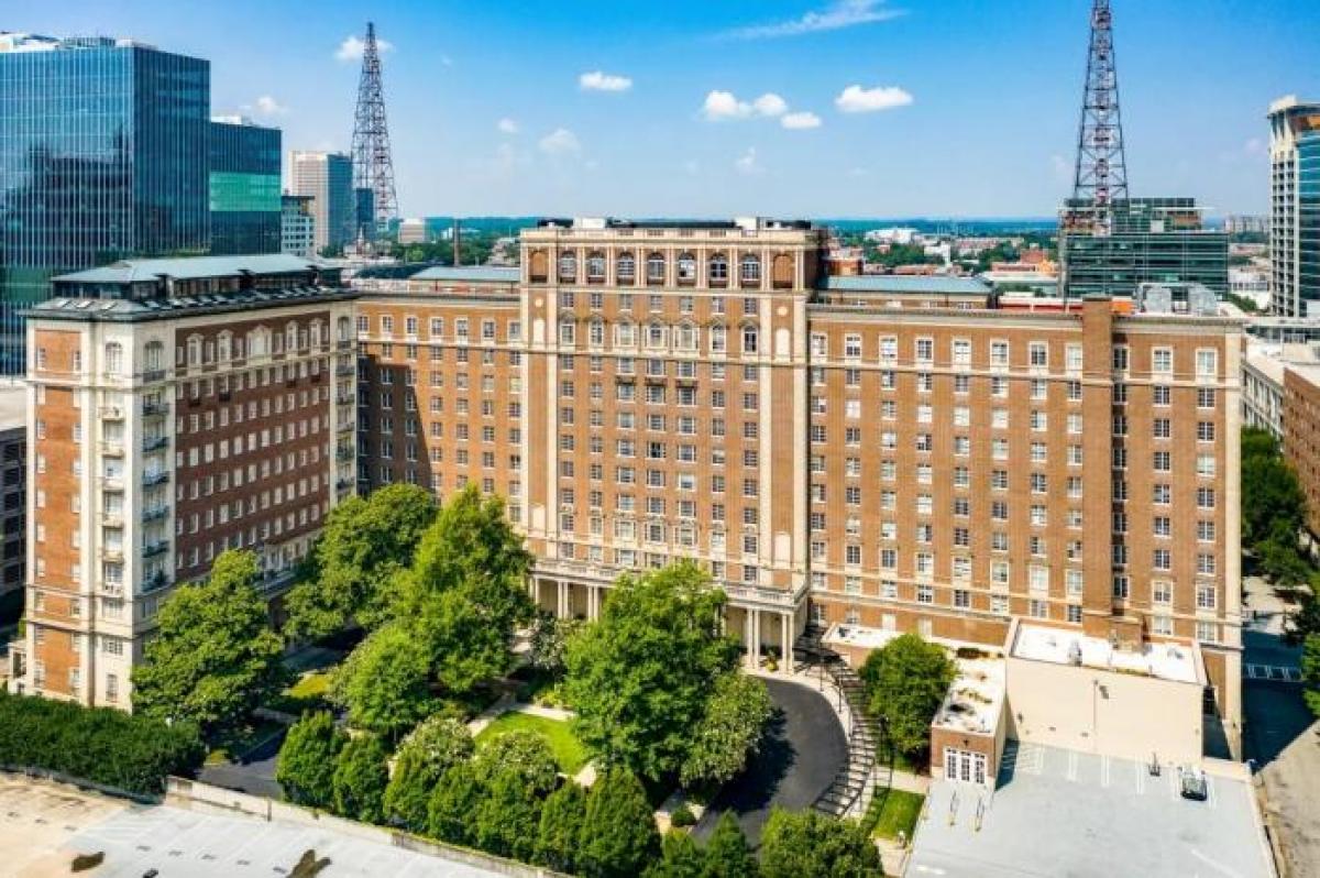 Picture of Condo For Sale in Atlanta, Georgia, United States