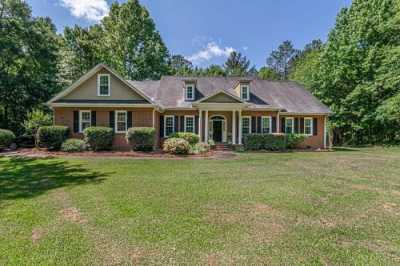 Home For Sale in Jackson, Georgia