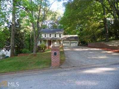 Home For Sale in Snellville, Georgia