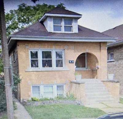 Home For Sale in Berwyn, Illinois