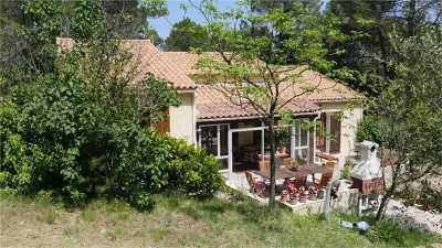Home For Sale in Provencal Country House In Vaucluse France, France