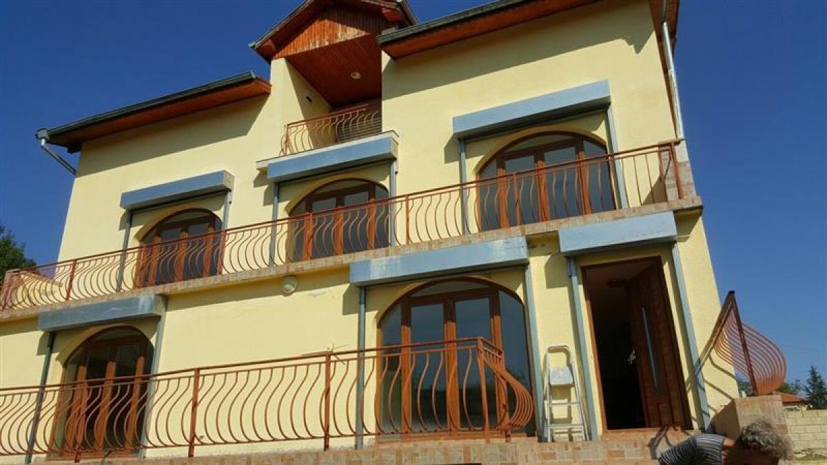 Picture of Home For Sale in Dolni Chilfik, Varna, Bulgaria