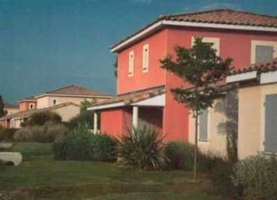 Villa For Sale in Fabregues, France