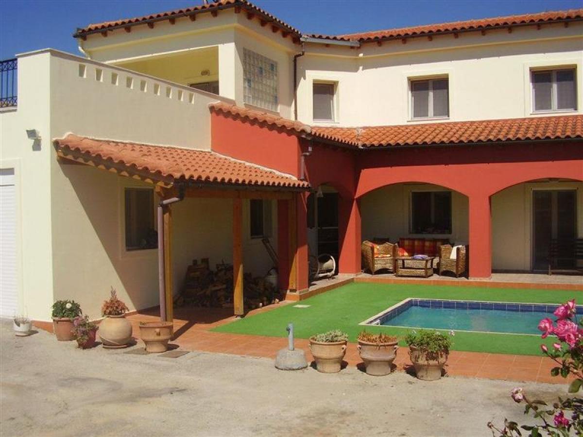 Picture of Villa For Sale in Crete, Charente-Maritime, Greece