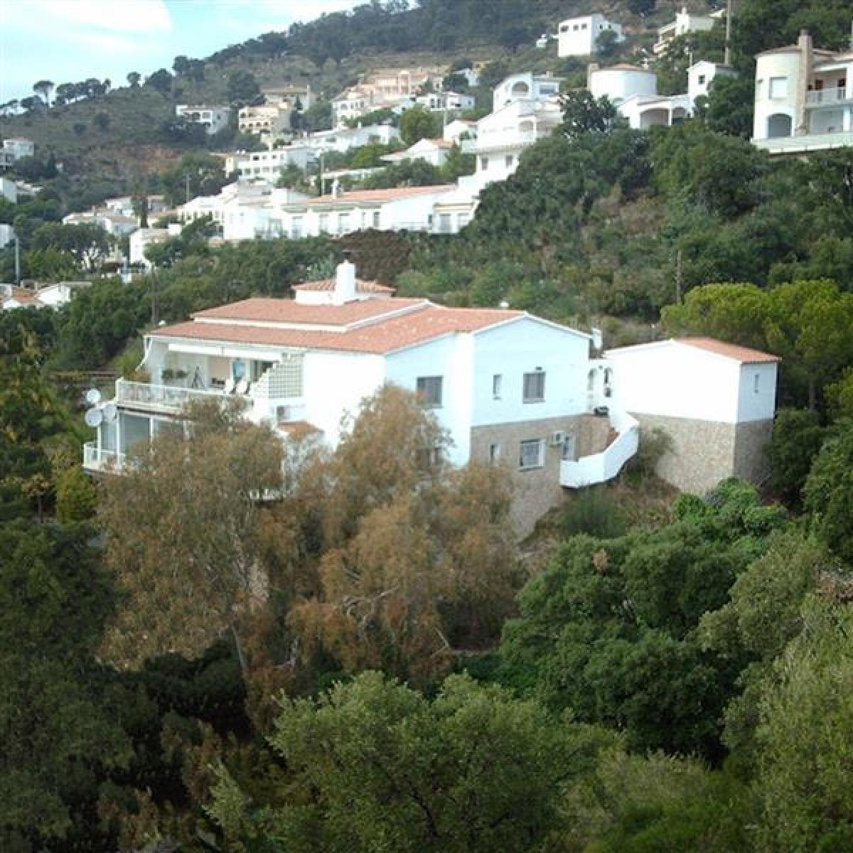 Picture of Villa For Sale in Girona, Girona, Spain