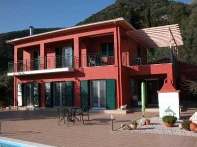 Villa For Sale in Paleokatouna, Greece