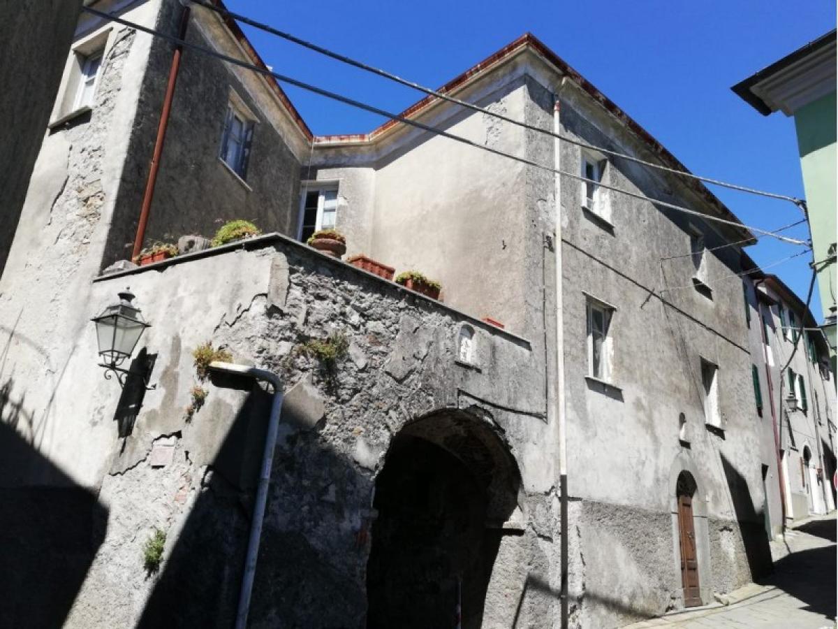 Picture of Home For Sale in Fosdinovo, Tuscany, Italy