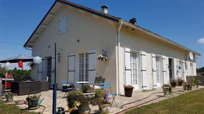 Bungalow For Sale in Dordonge., France