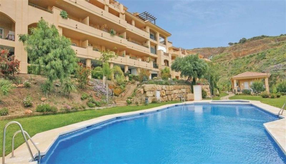 Picture of Apartment For Sale in Mijas, Calahonda, Malaga, Spain