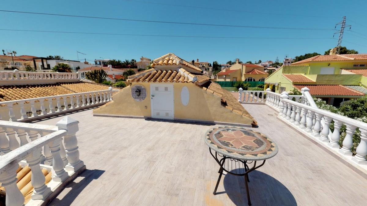 Picture of Villa For Sale in Quesada, Andalucia, Spain